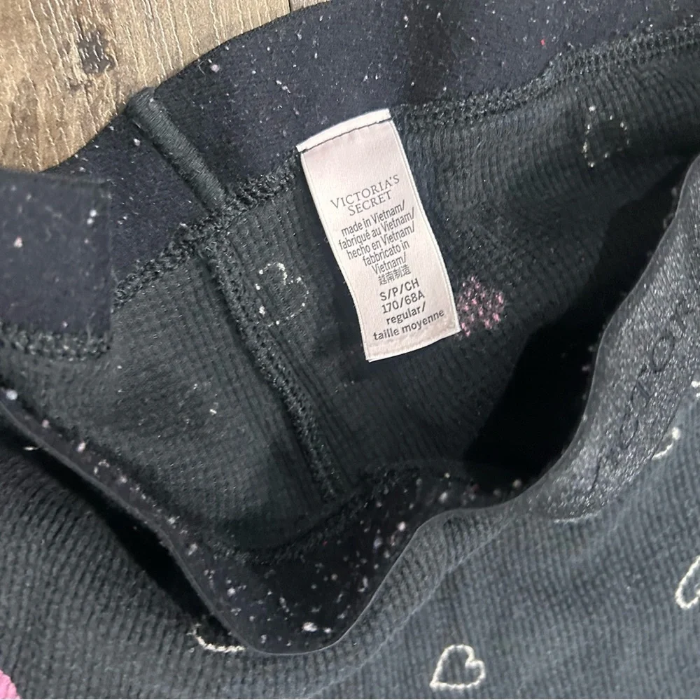 Victoria's Secret Black Pajama Set with Pink Heart Print - Picture 7 of 7